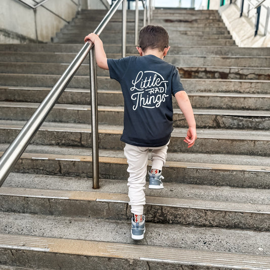 RAD CIRCLE LOGO TEE - SMOKE