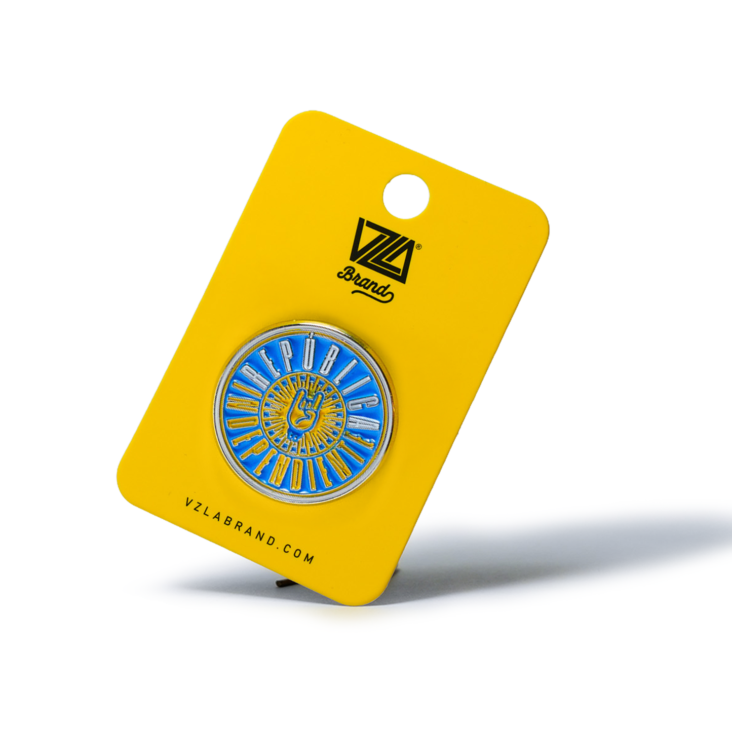 República Independiente Pin